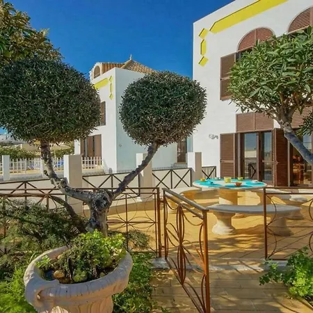 Mar וילה אלבופיירה